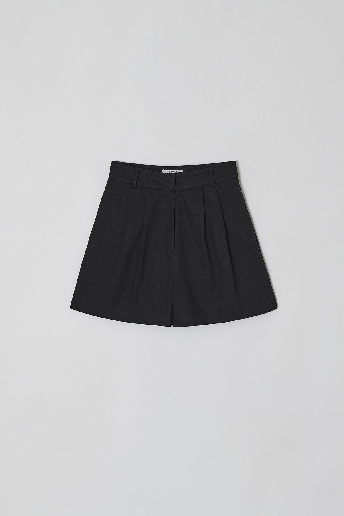 [NEW] TWO TUCK COTTON SHORTS, BLACK